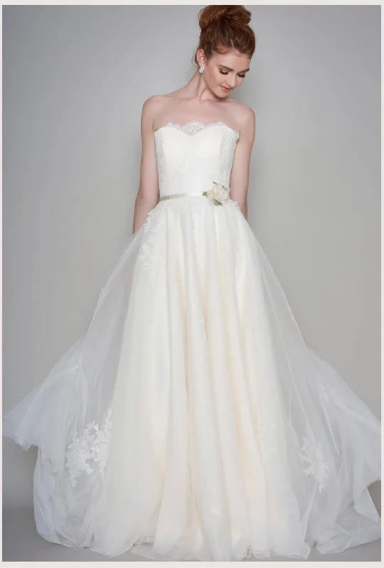 relaxed fit dressWEDDING DRESS ‘bree’ - IVORY UK 14 - £20