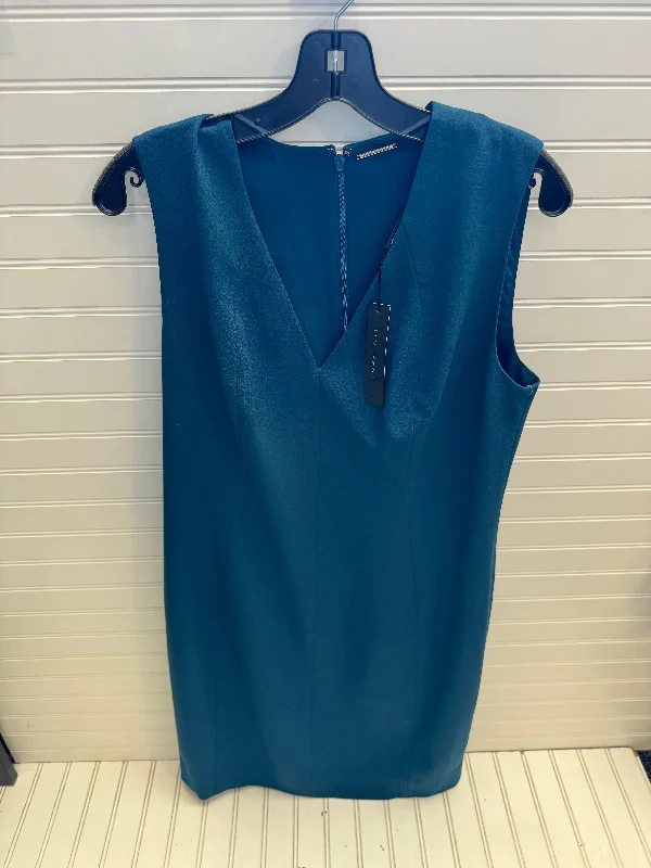 elegant maxi dressDress Work By Elie Tahari In Teal, Size: 12