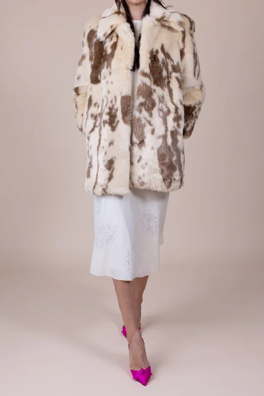 sleek and warm coatShrunken Faux Coat