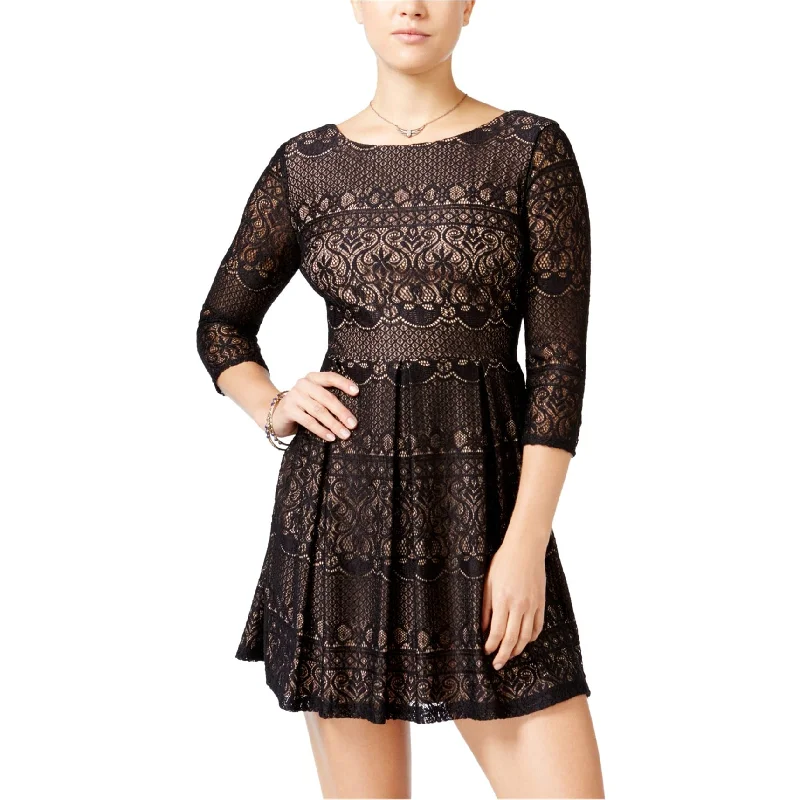 flowy evening dressBee Darlin Womens Lace A-line Dress, Black, 0