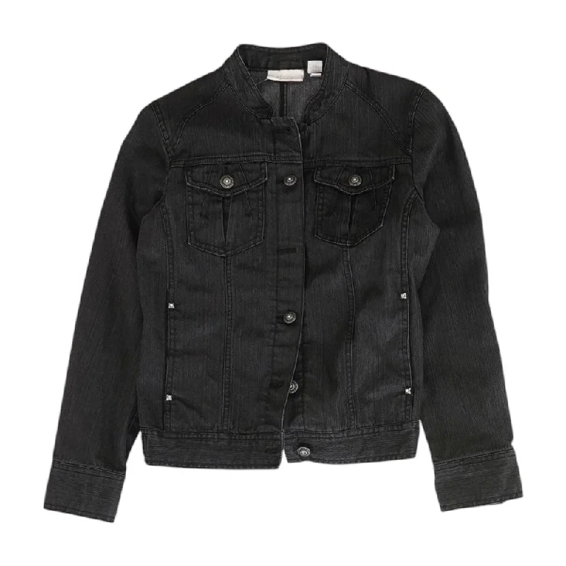 sleek and warm coatBlack Solid Denim Jacket