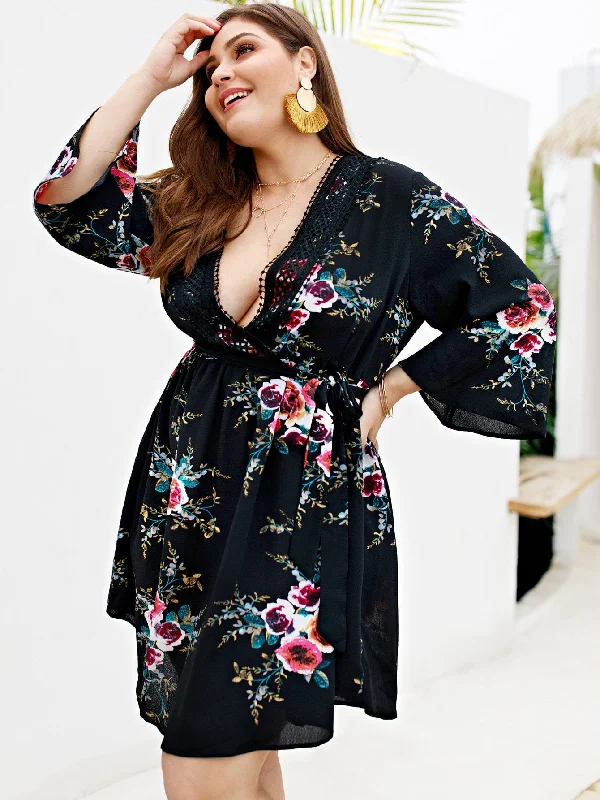 fitted dressPlus Floral Print Wrap Tie Side Dress