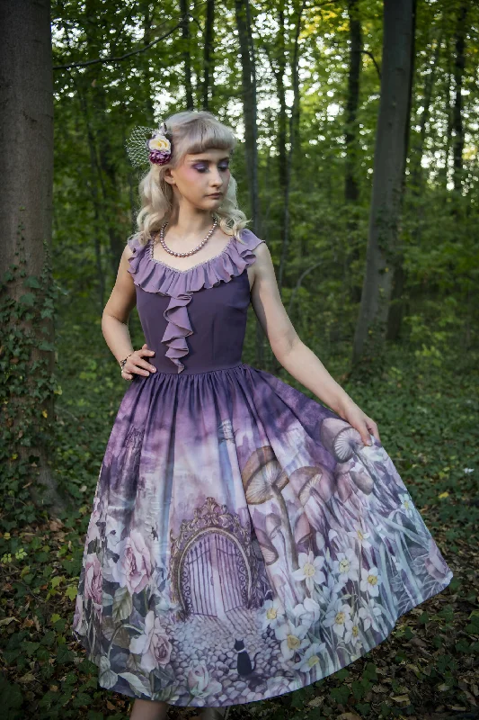 elegant dressMysterious Voyager - Wonderland Themed Printed Jumperskirt