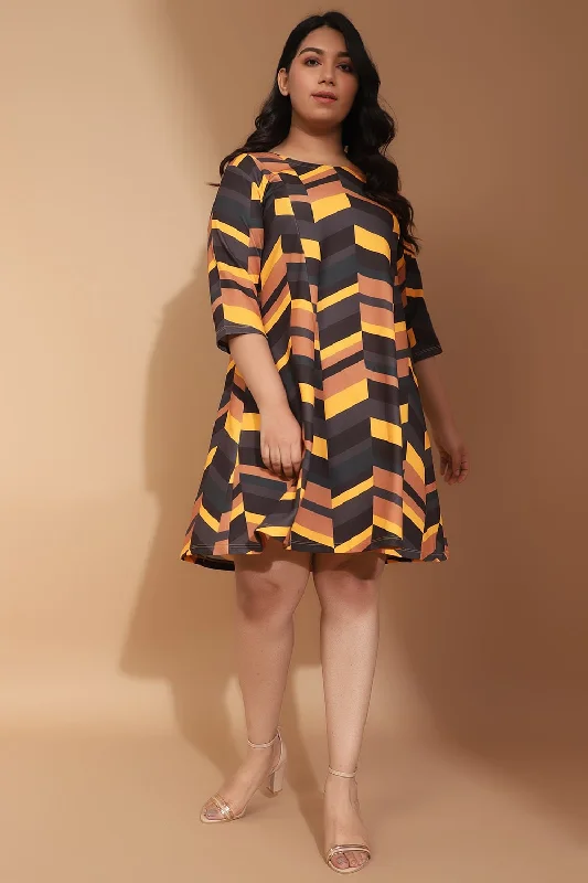 t-shirt dressPlus Size Yellow Midi Dress in Chevron Play Print